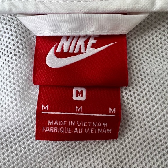 Nike Windbreaker - Picture 3 of 6